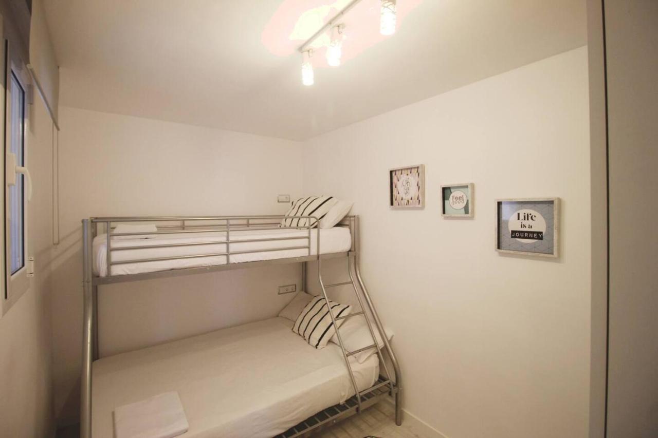 Family Deluxe Apartment Beach Castelldefels Luaran gambar
