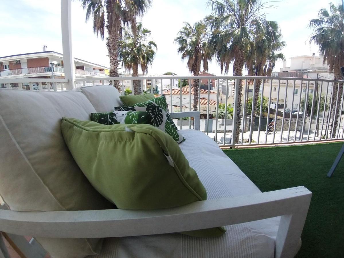 Family Deluxe Apartment Beach Castelldefels Luaran gambar
