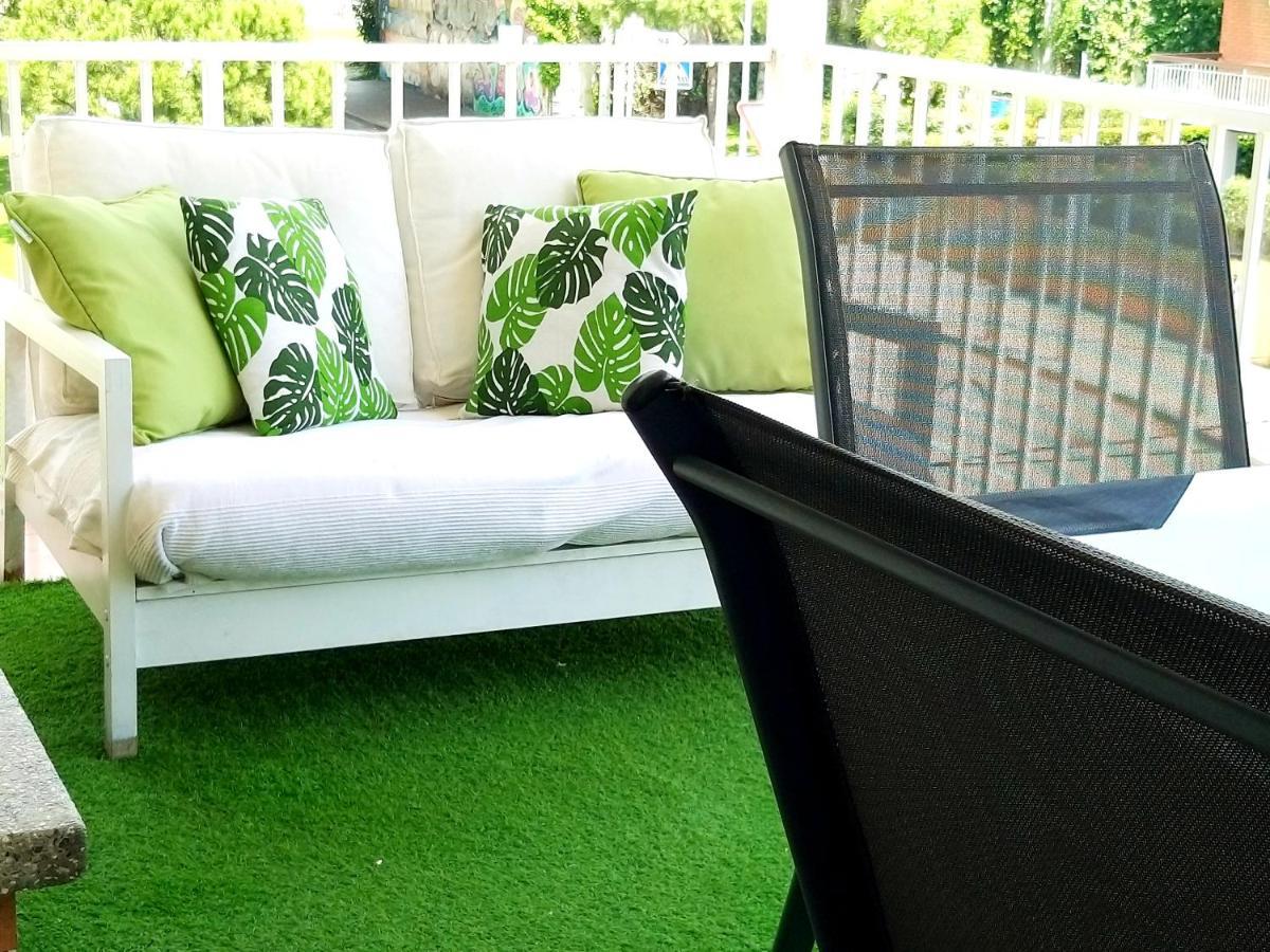 Family Deluxe Apartment Beach Castelldefels Luaran gambar